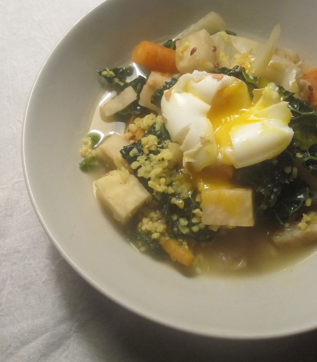 Empty the Fridge - Bulgursalade met wintergroenten soep
