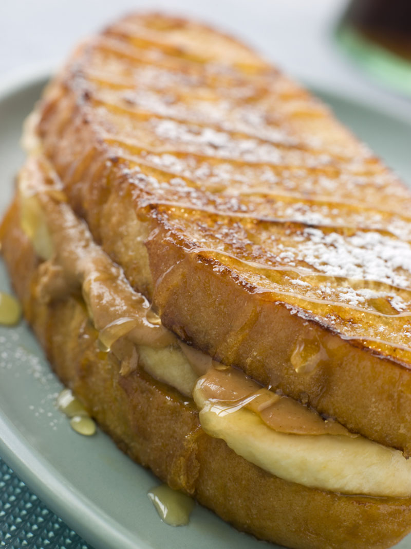 Empty the Fridge - Peanut butter and nanner sandwich