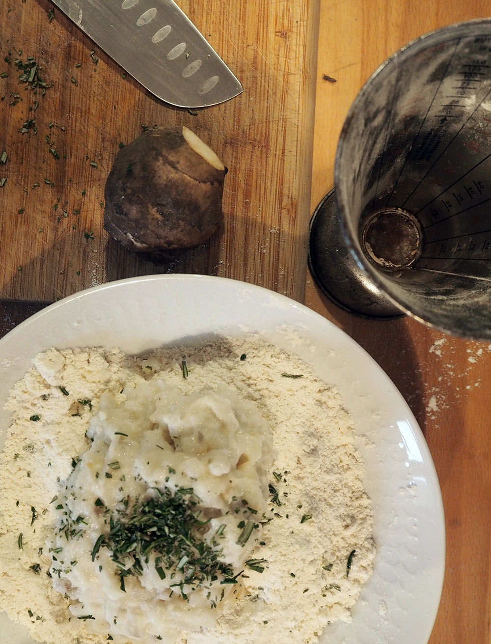 Empty the fridge - Brood met aardpeer en feta