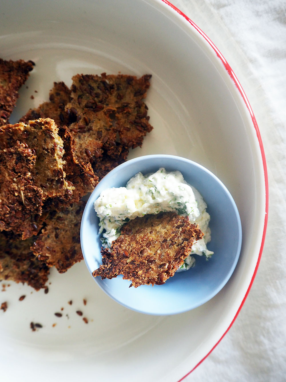 Empty the Fridge - Bloemkool lijnzaad crackers